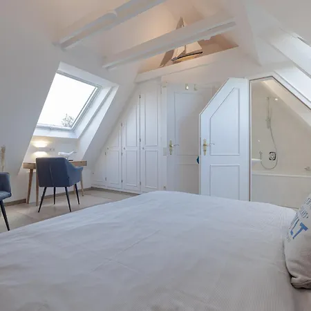 Sylter Friesenherz 度假居 *