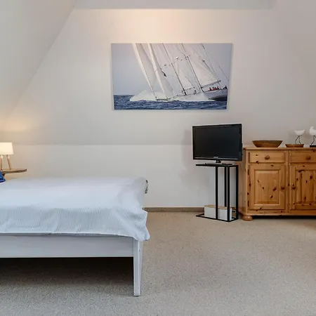 Sylter Friesenherz 度假居 *